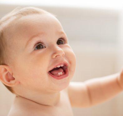 όλα όσα πρέπει να ξέρετε για τα δόντια του μωρού σας