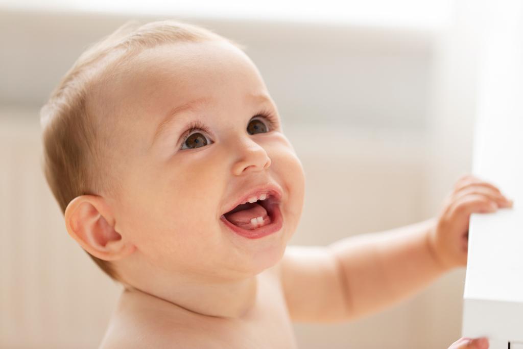 όλα όσα πρέπει να ξέρετε για τα δόντια του μωρού σας